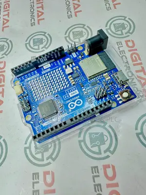 Arduino Uno R4 Wifi Shield