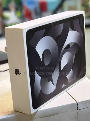 New Apple iPad Air 64 GB Silver