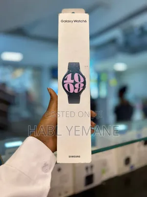 Photo - Samsung Galaxy Watch 6 (E.G., 40mm Bluetooth Smartwatch)