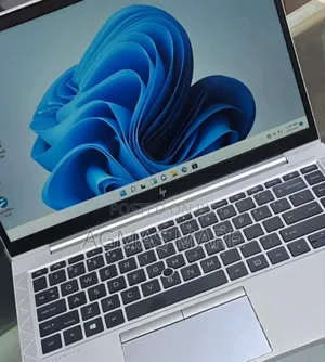 New Laptop HP EliteBook 840 G8 16GB Intel Core i7 SSD 512GB