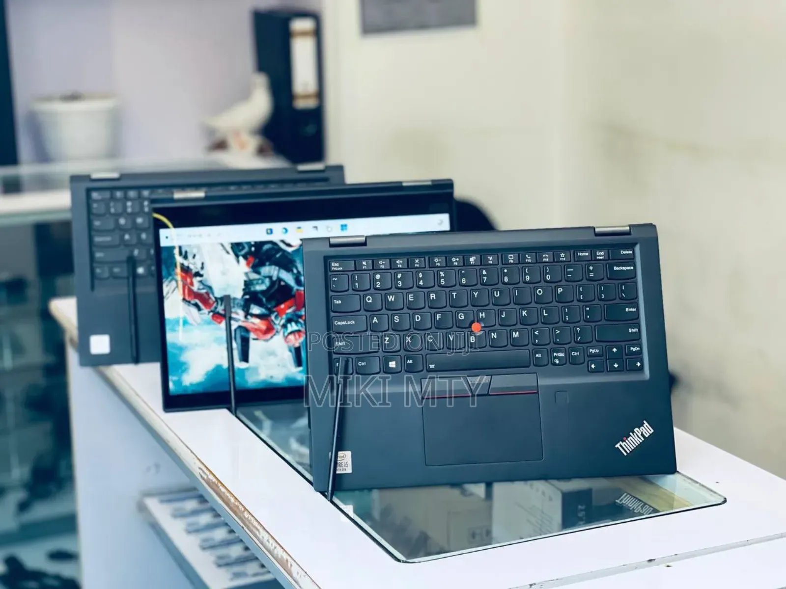 New Laptop Lenovo ThinkPad Yoga 16GB Intel Core I7 SSD 512GB