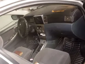 Toyota Corolla 2005 Silver