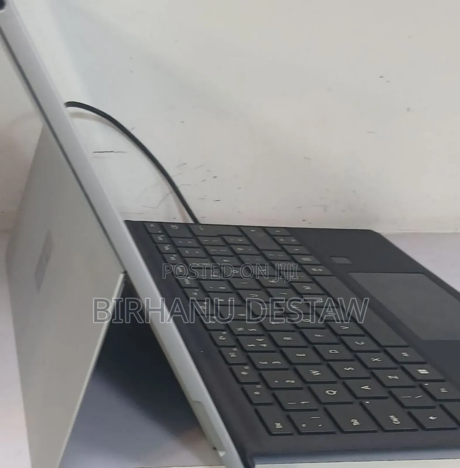 New Laptop Microsoft Surface Pro 7 16GB Intel Core I5 SSD 256GB