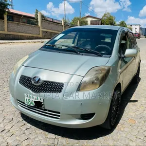Toyota Yaris 2007 Silver