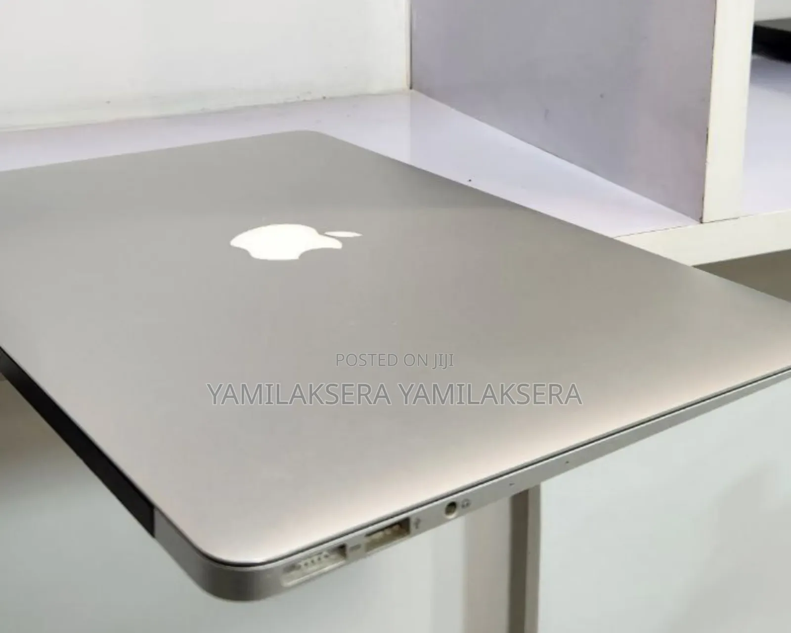 New Laptop Apple MacBook Air 2017 8GB Intel Core I5 SSD 128GB