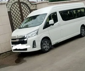 Toyota HiAce 2020 White