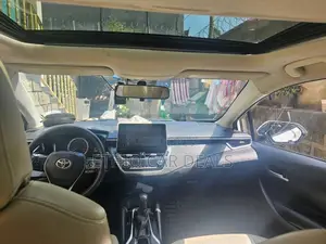 Toyota Corolla LE 2022 White