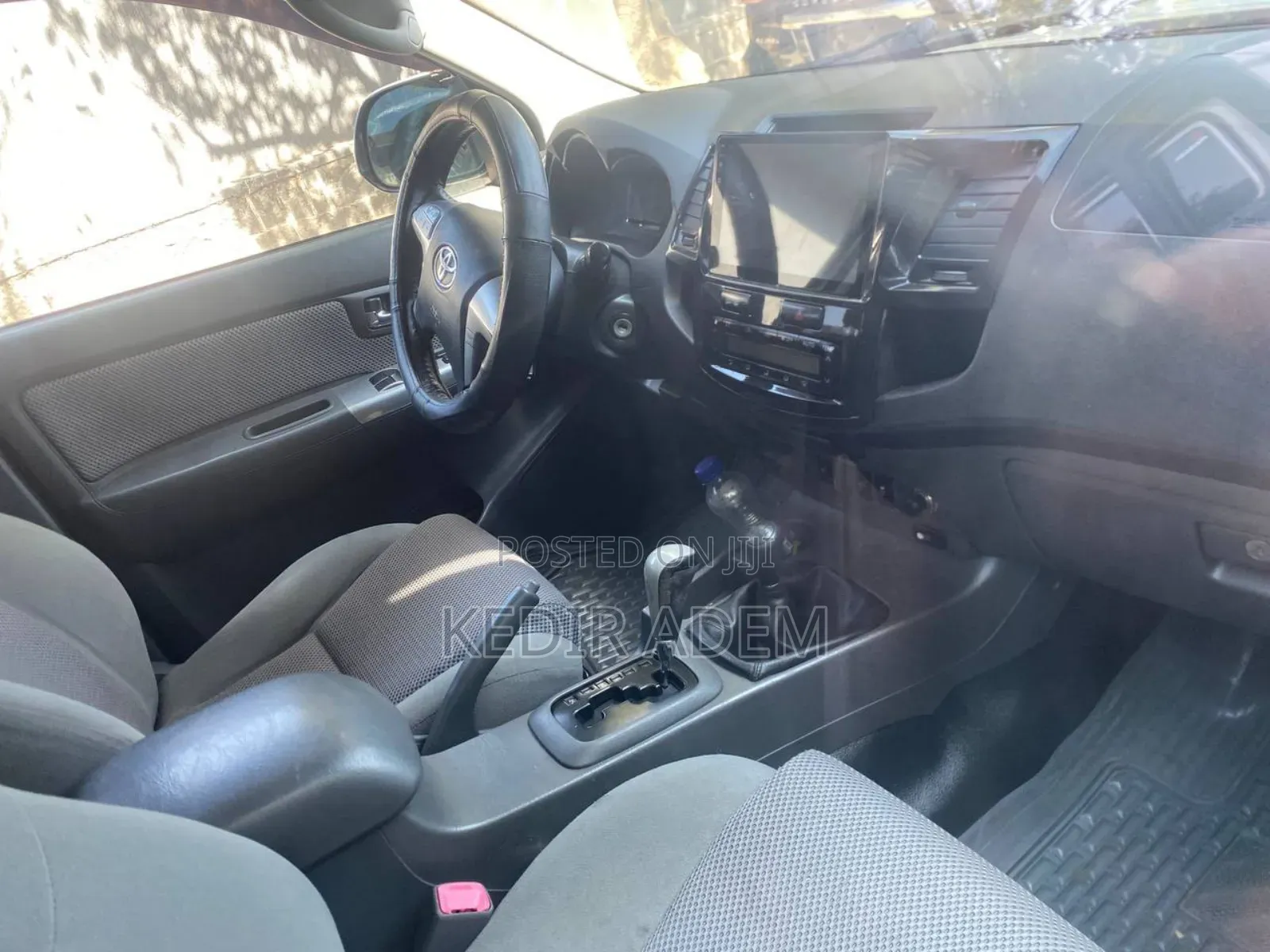 Toyota Hilux 2014 Silver