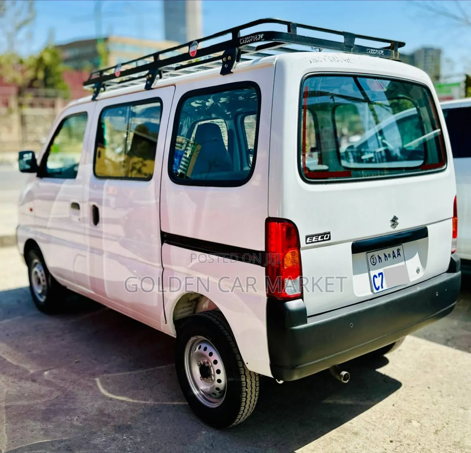 Suzuki Eeco 2024 White