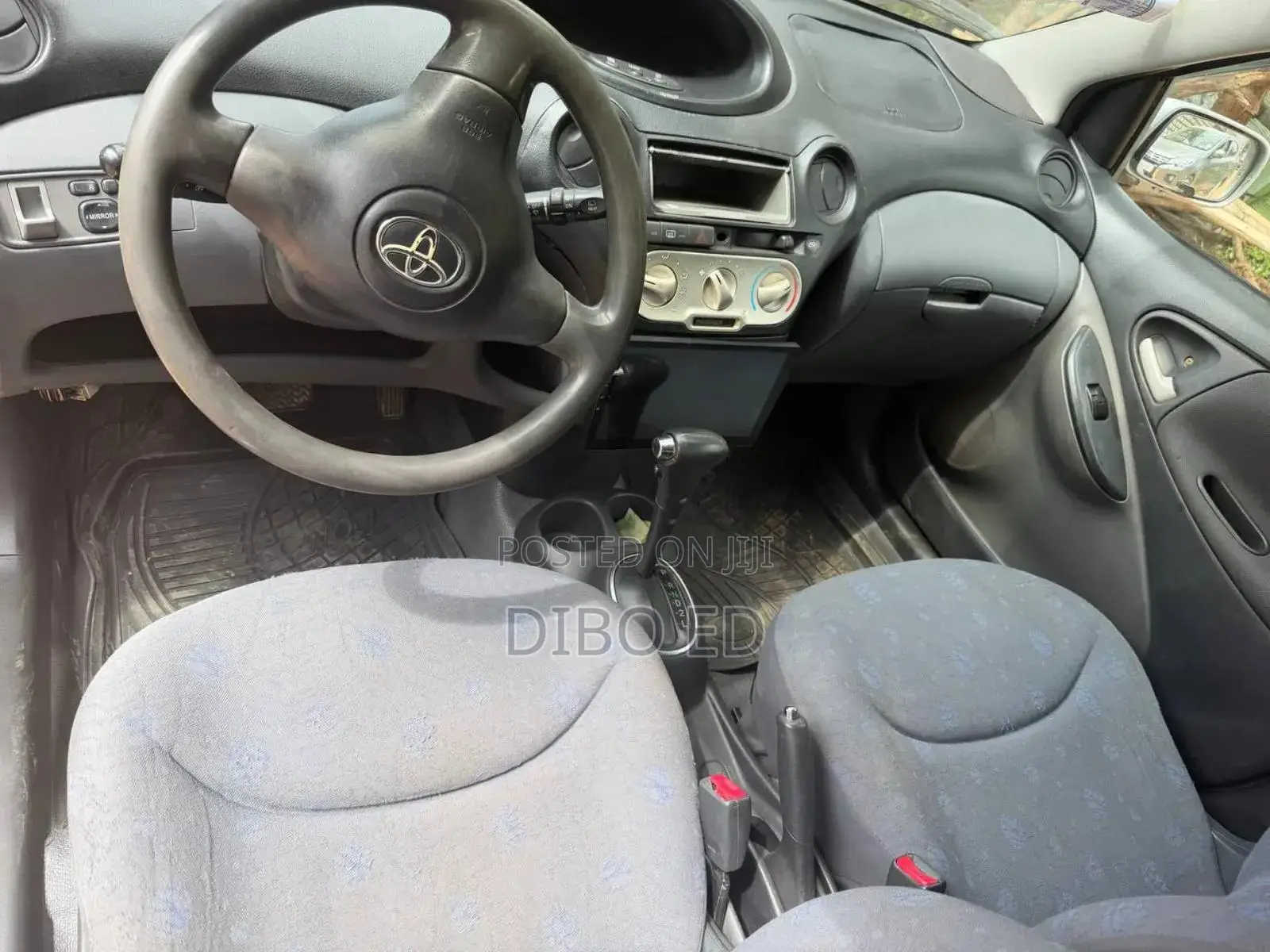 Toyota Vitz 1.0 FWD 3dr 2004 Silver