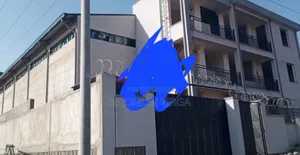 ለሽያጭ የወጣ መጋዘን