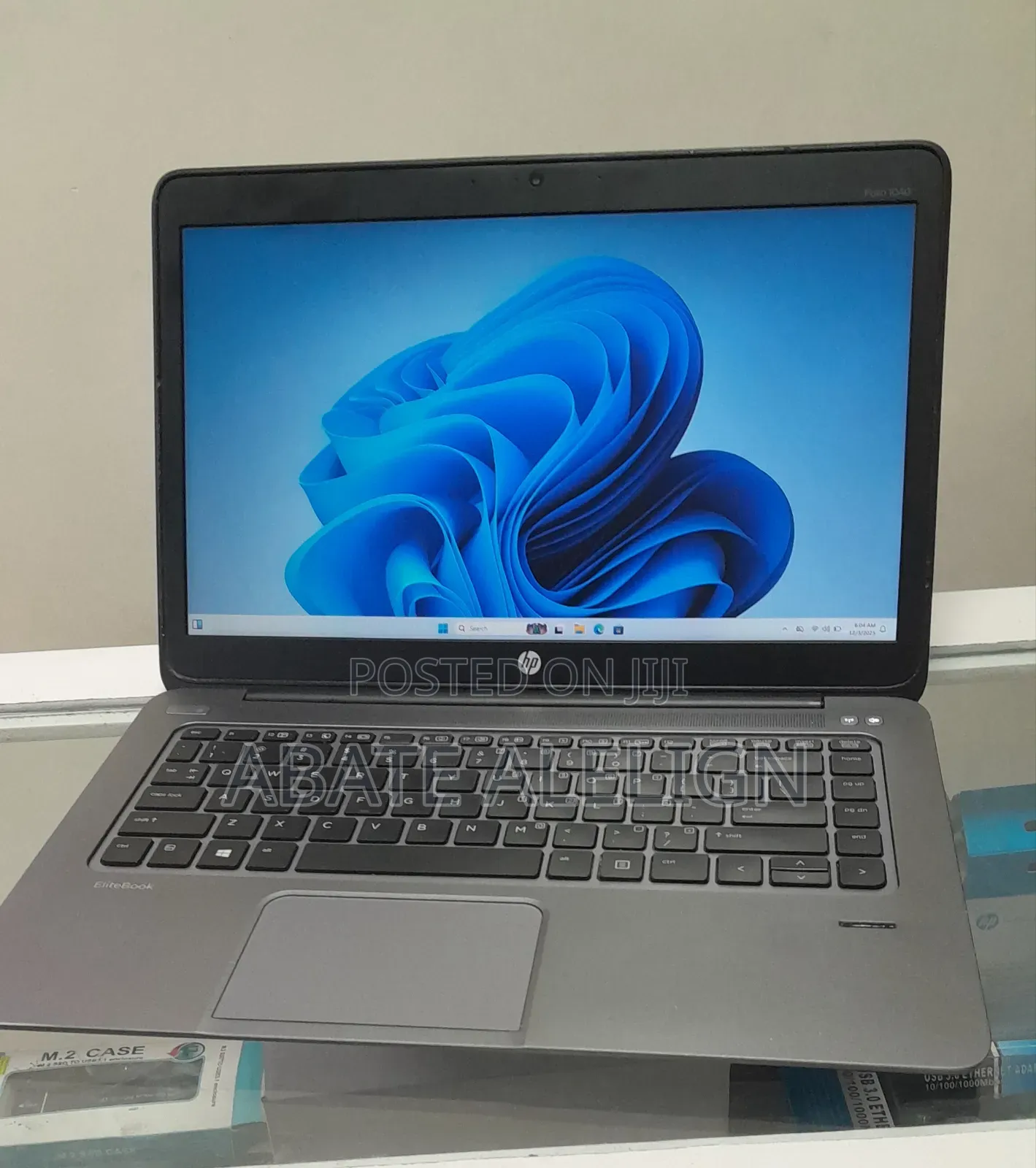 New Laptop HP EliteBook Folio G1 8GB Intel Core I5 SSD 256GB