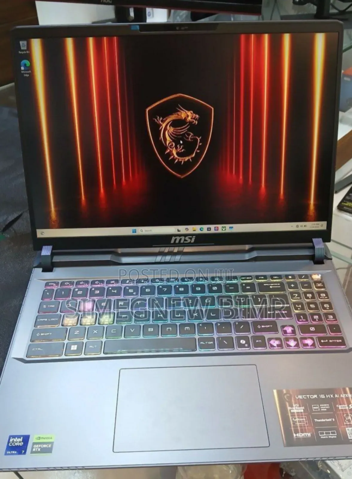New Laptop MSI Vector 16 HX AI A2XWIG 16GB Intel Core Ultra 7 SSD 1T