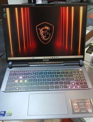 New Laptop MSI Vector 16 HX AI A2XWIG 16GB Intel Core Ultra 7 SSD 1T