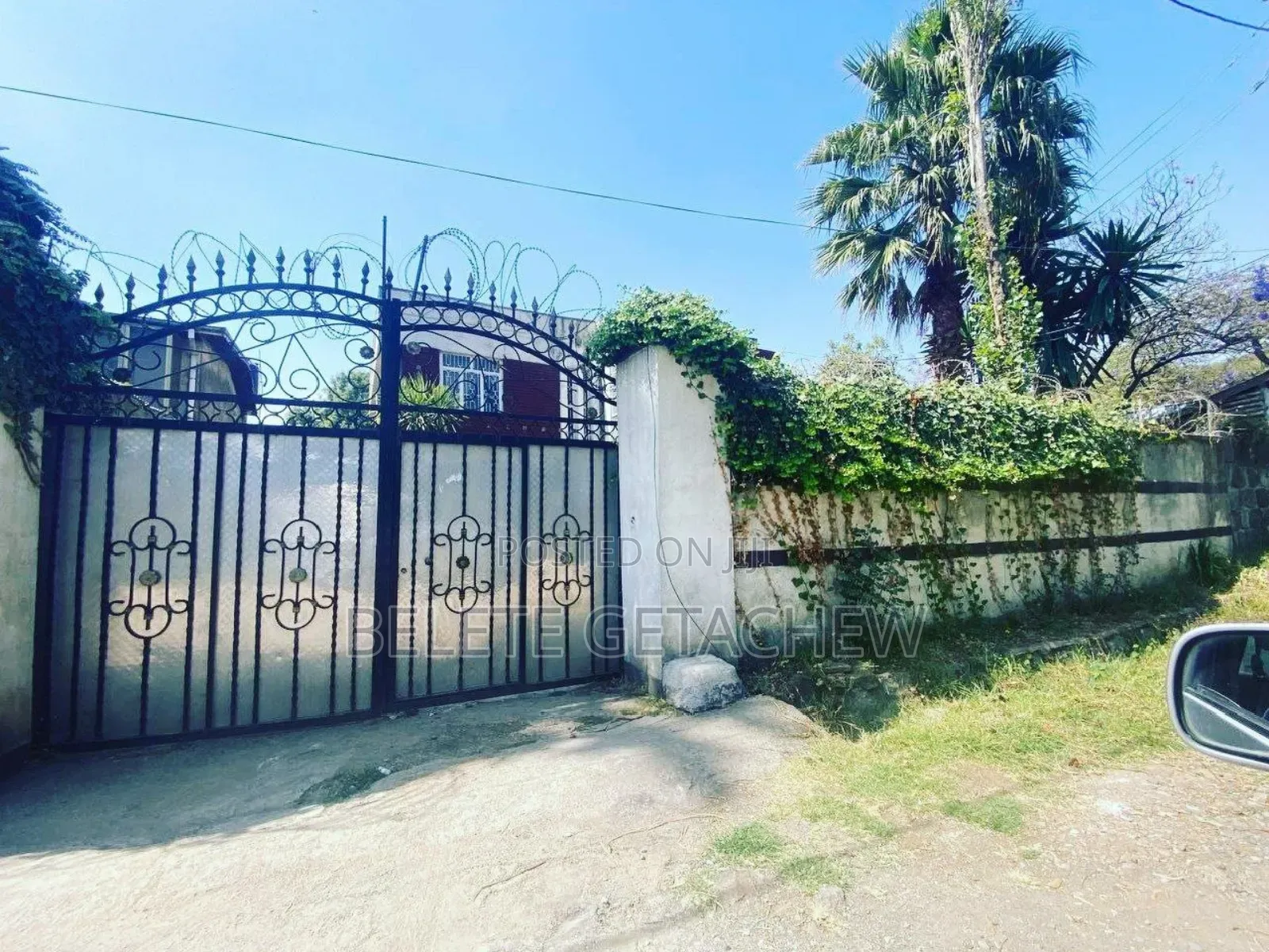 5bdrm House in Old Airport, G+1, Nifas Silk-Lafto for sale