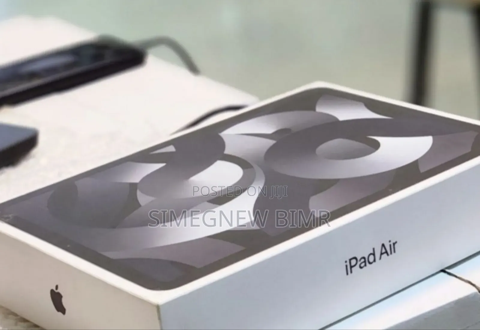 New Apple iPad Air 64 GB Silver