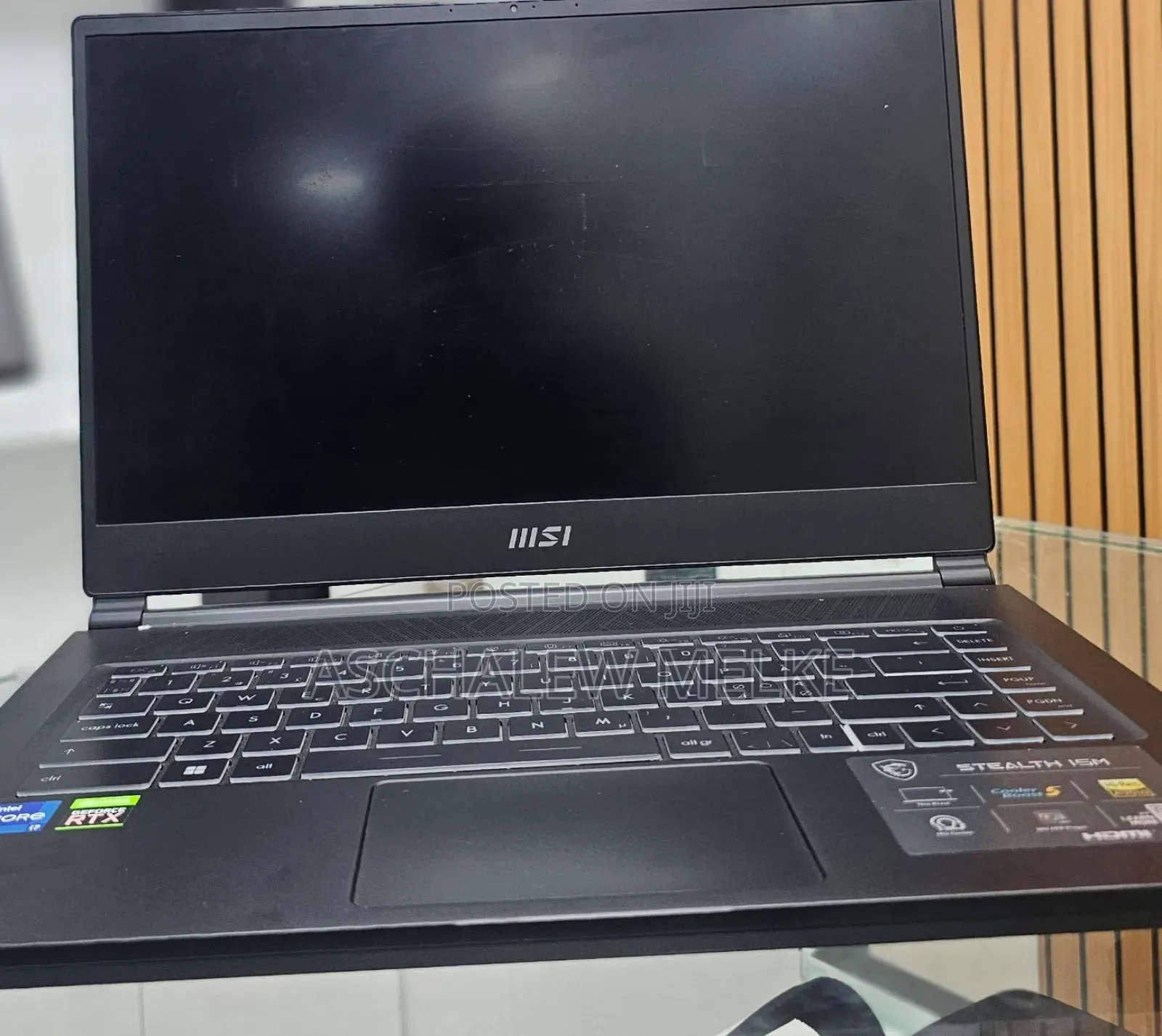 New Laptop MSI Stealth 16 AI Studio 16GB Intel Core I7 SSD 1T