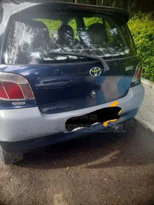 Toyota Yaris 2001 Blue