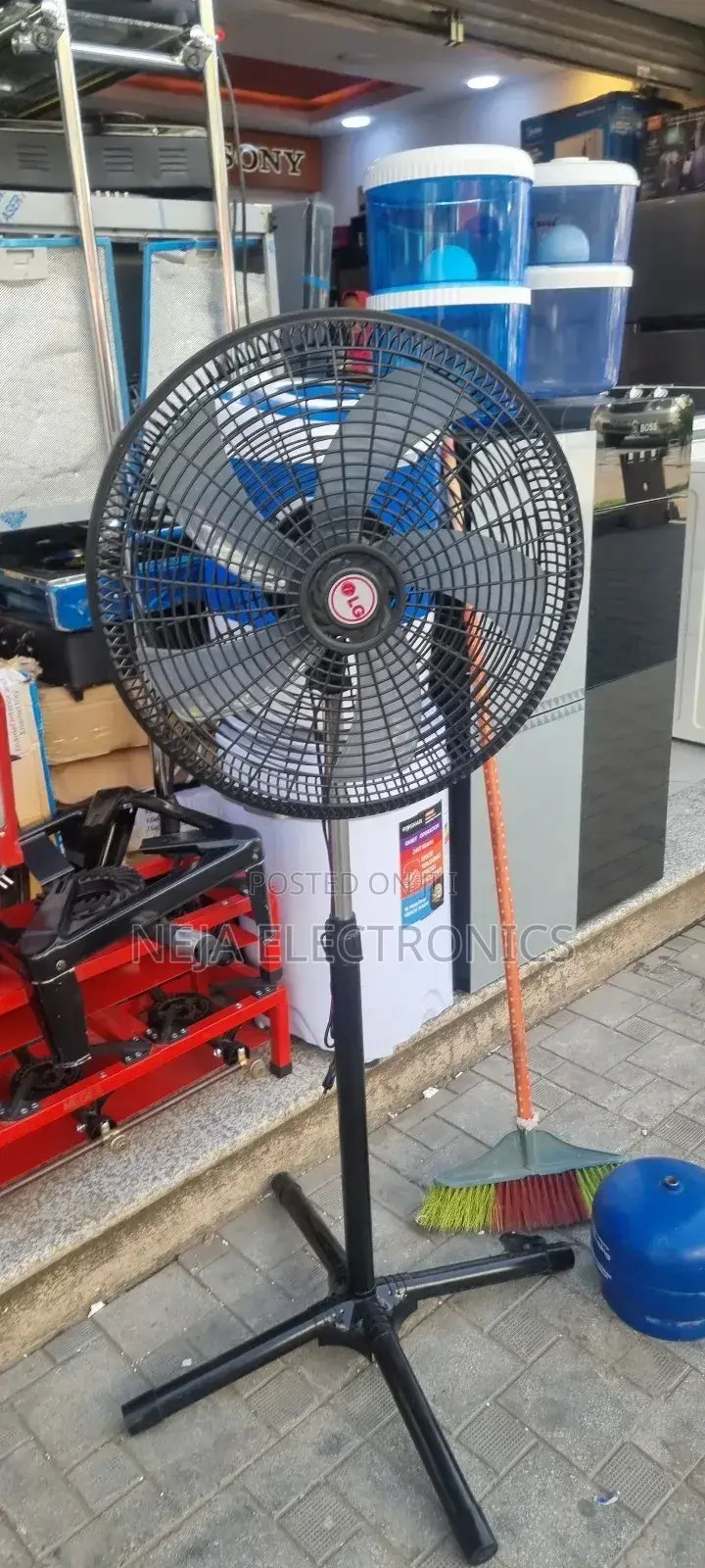 Lg Fans Standing Ventilator Deliver