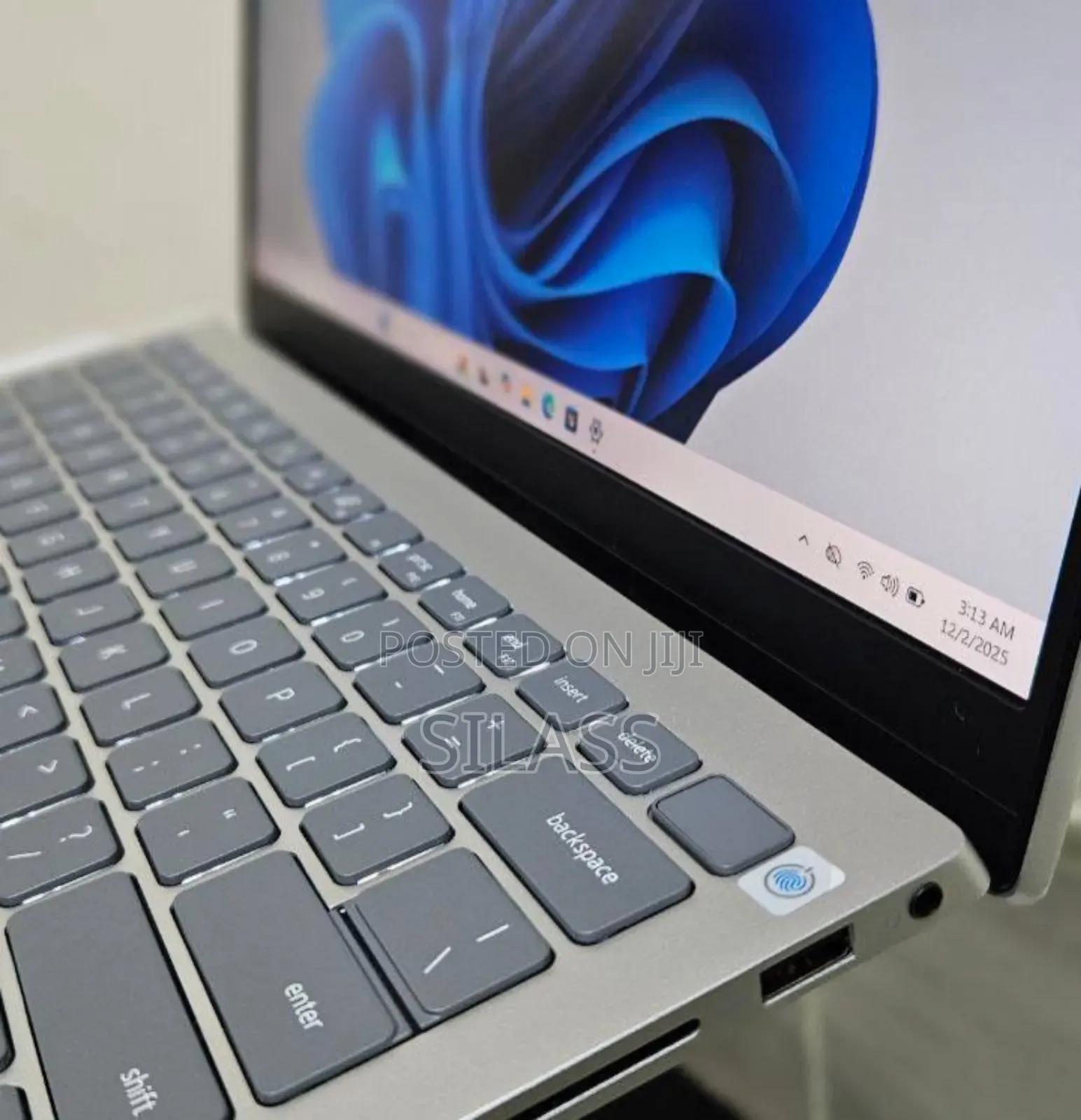 New Laptop Dell Inspiron 15 16GB Intel Core I7 SSD 512GB