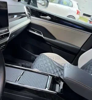 Volkswagen ID.6 2022