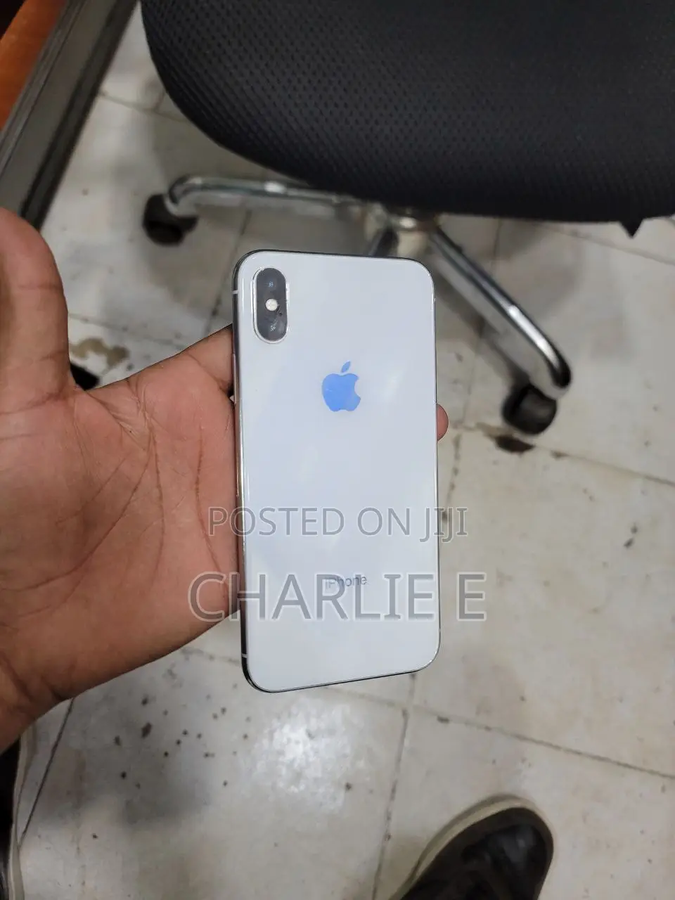 Apple iPhone X 256 GB White