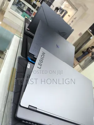 Photo - New Lenovo Legion Y7000P IRX9 Gaming Laptop 24GB Intel Core I7 512GB