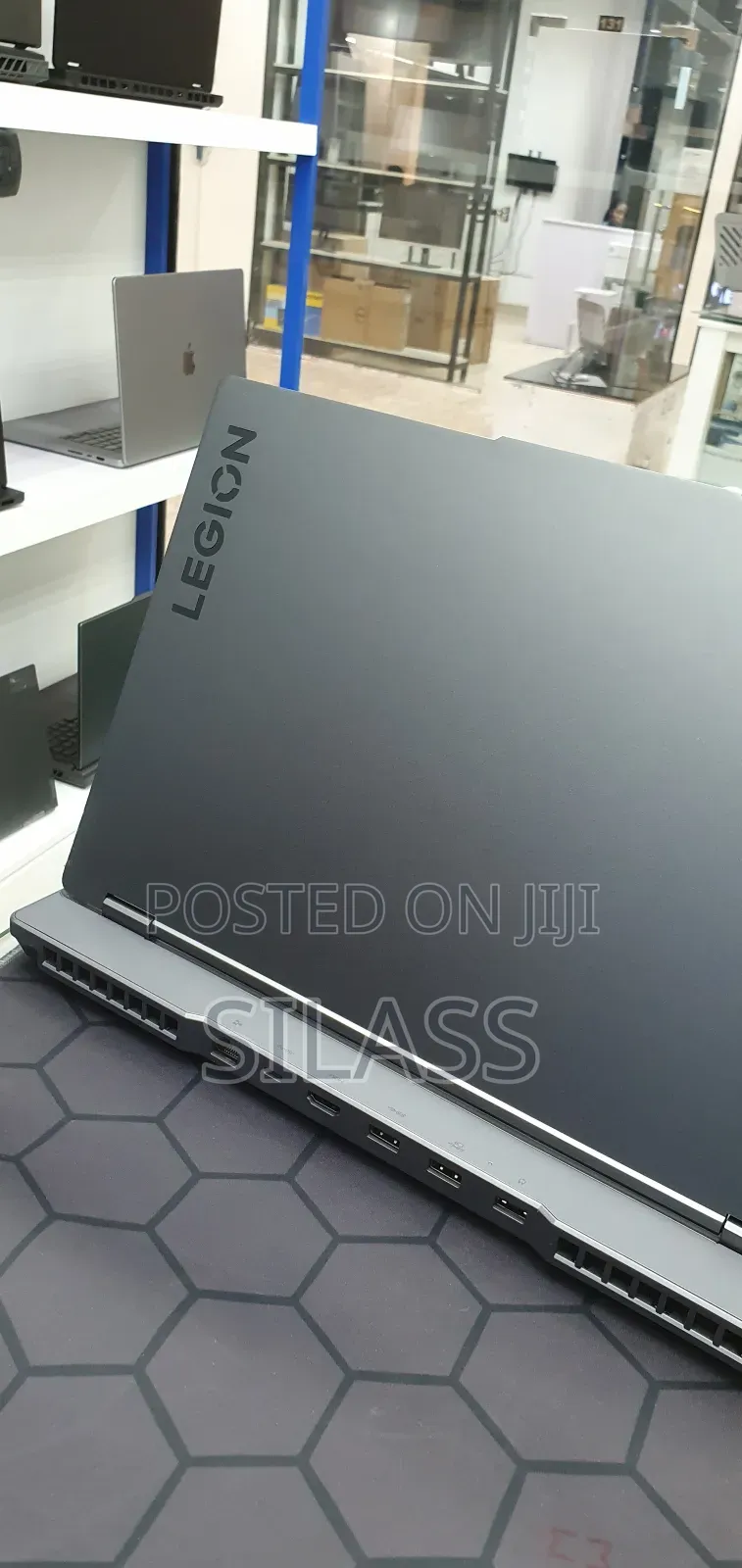 New Lenovo Legion Y7000P IRX9 Gaming Laptop 24GB Intel Core I7 512GB