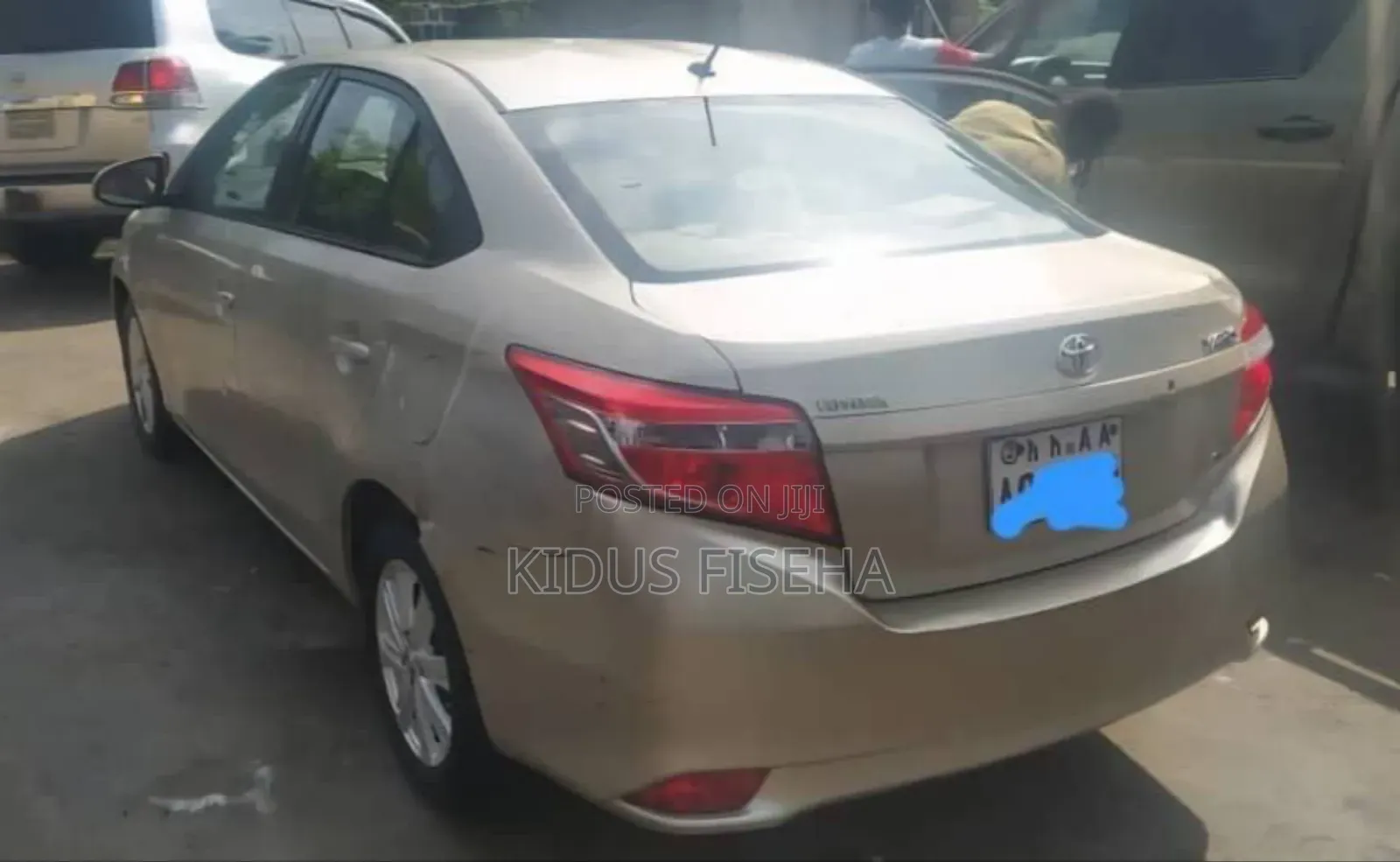 Toyota Yaris 2016 Gold