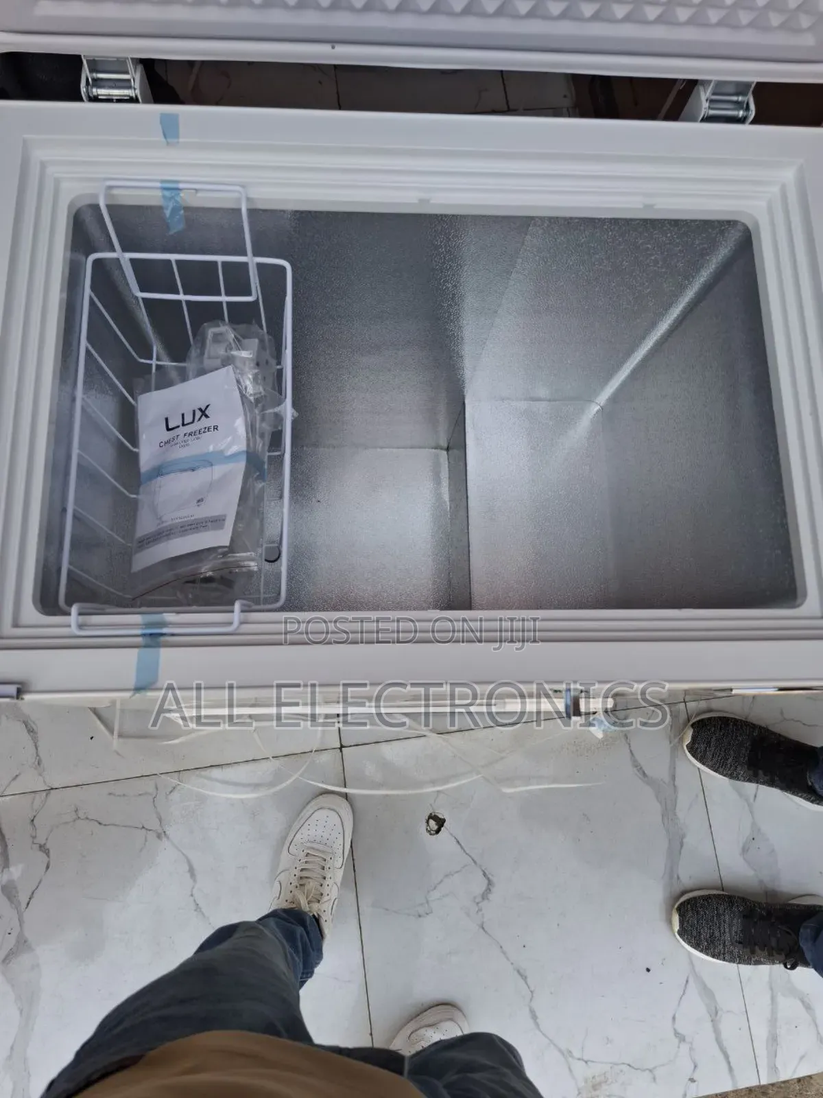 Lux 240 Model Chest Freezer Original Products