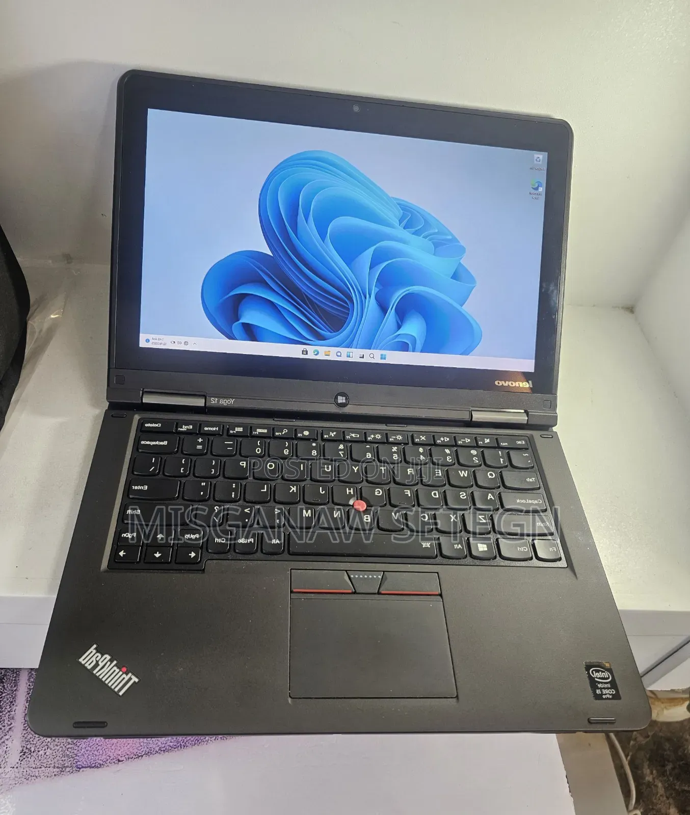 New Laptop Lenovo ThinkPad Yoga 8GB Intel Core I5 SSD 256GB