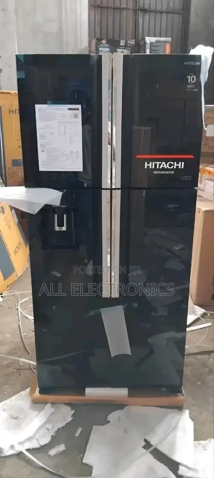 Hitachi 4 Door 710 Refrigerator