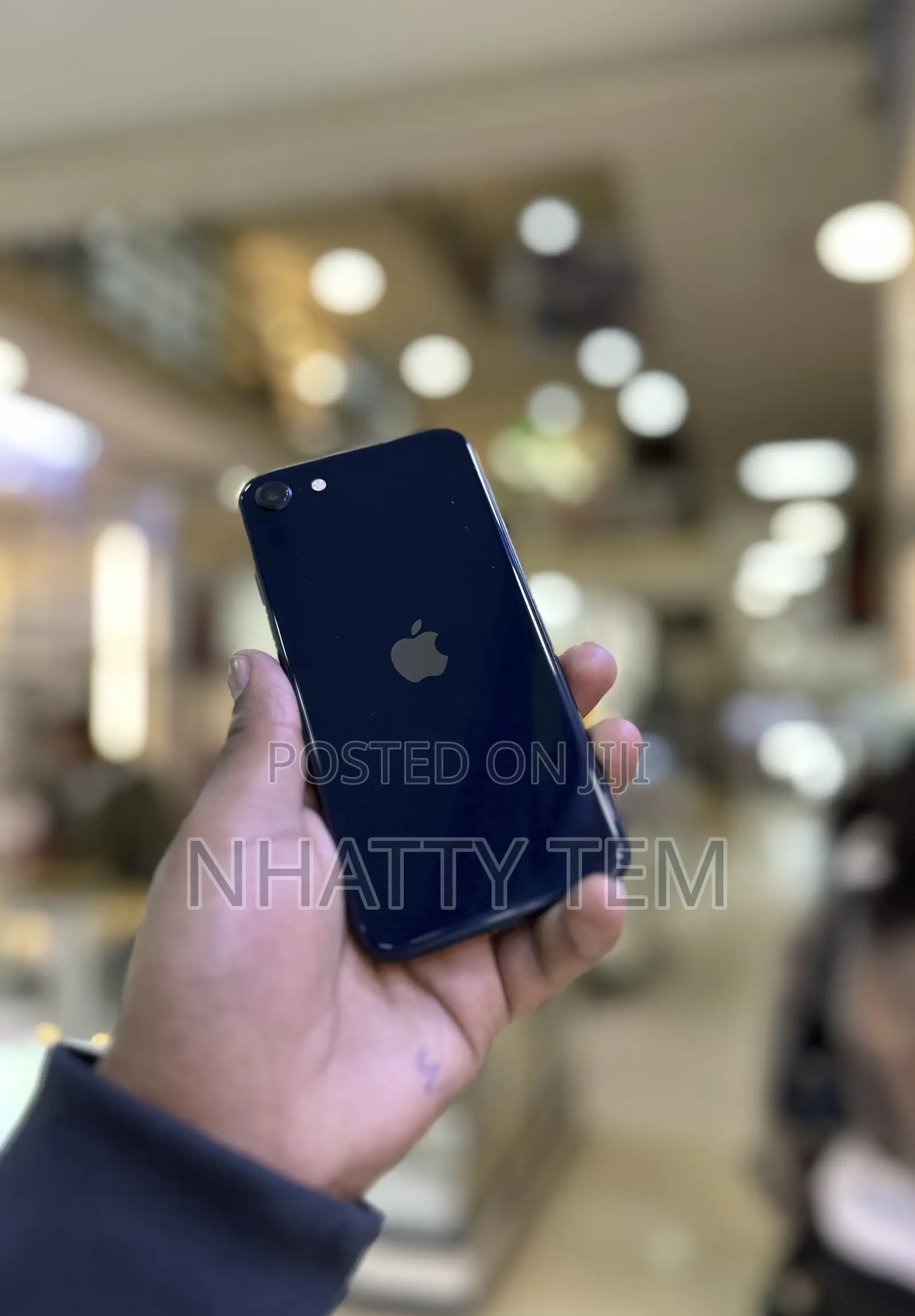 New Apple iPhone SE (2022) 64 GB Black