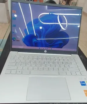 New Laptop HP Pavilion 15 16GB Intel Core Ultra 7 SSD 512GB