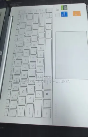 New Laptop HP Pavilion 15 16GB Intel Core Ultra 7 SSD 512GB