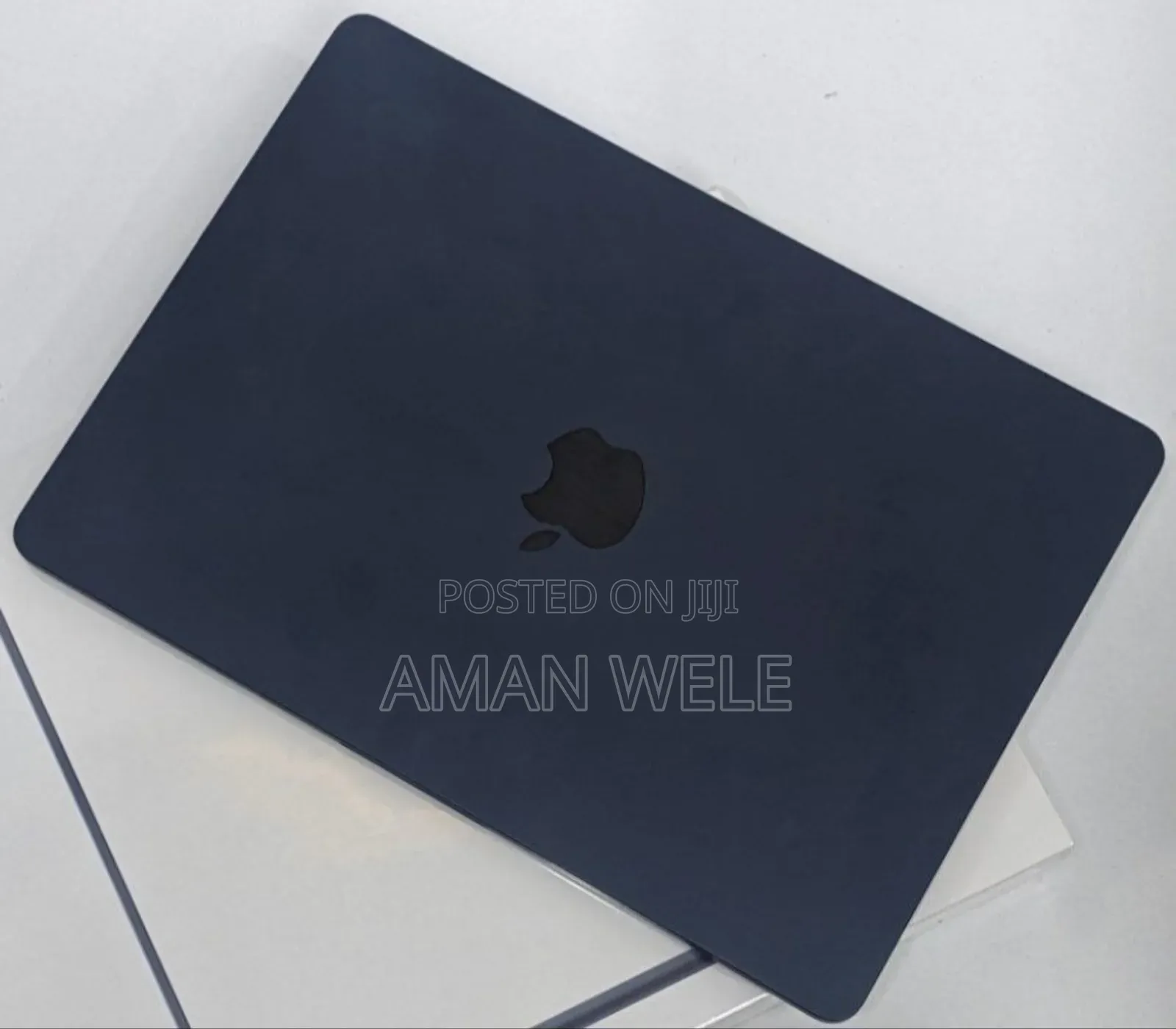 New Laptop Apple MacBook Air 2022 M2 8GB Apple M2 SSD 512GB