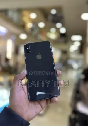 Apple iPhone XS Max 64 GB Black