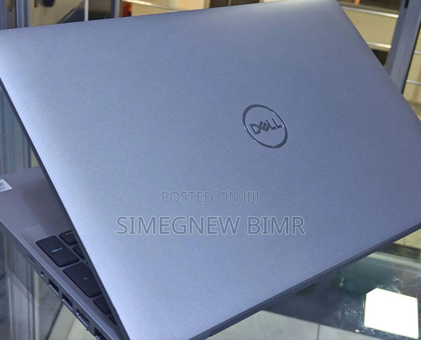 New Laptop Dell G15 5511 8GB Intel Core I5 SSD 256GB