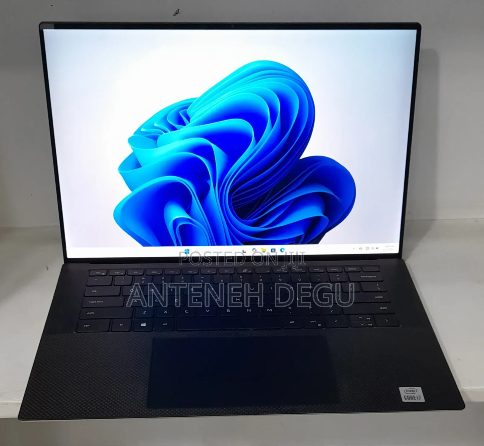 New Laptop Dell XPS 15 16GB Intel Core I7 SSD 512GB