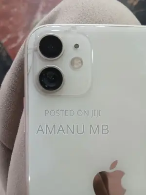 Photo - Apple iPhone 11 128 GB White