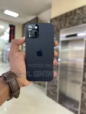 Apple iPhone 15 128 GB Black