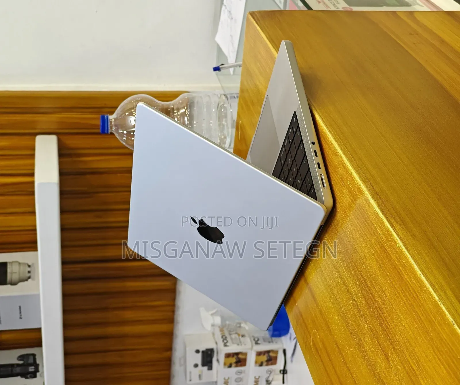 New Laptop Apple MacBook Pro M1 32GB Apple M1 Pro SSD 1T