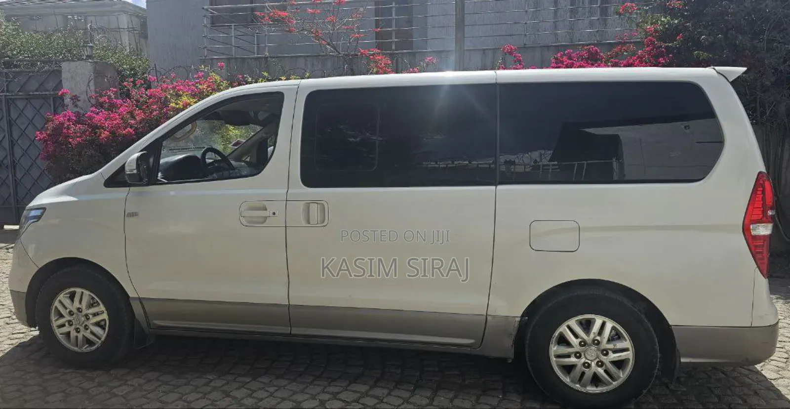 Hyundai H1 2021 White