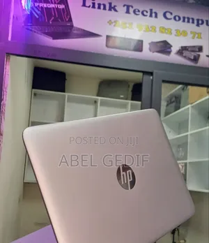 New Laptop HP EliteBook 820 G4 8GB Intel Core i5 SSD 256GB