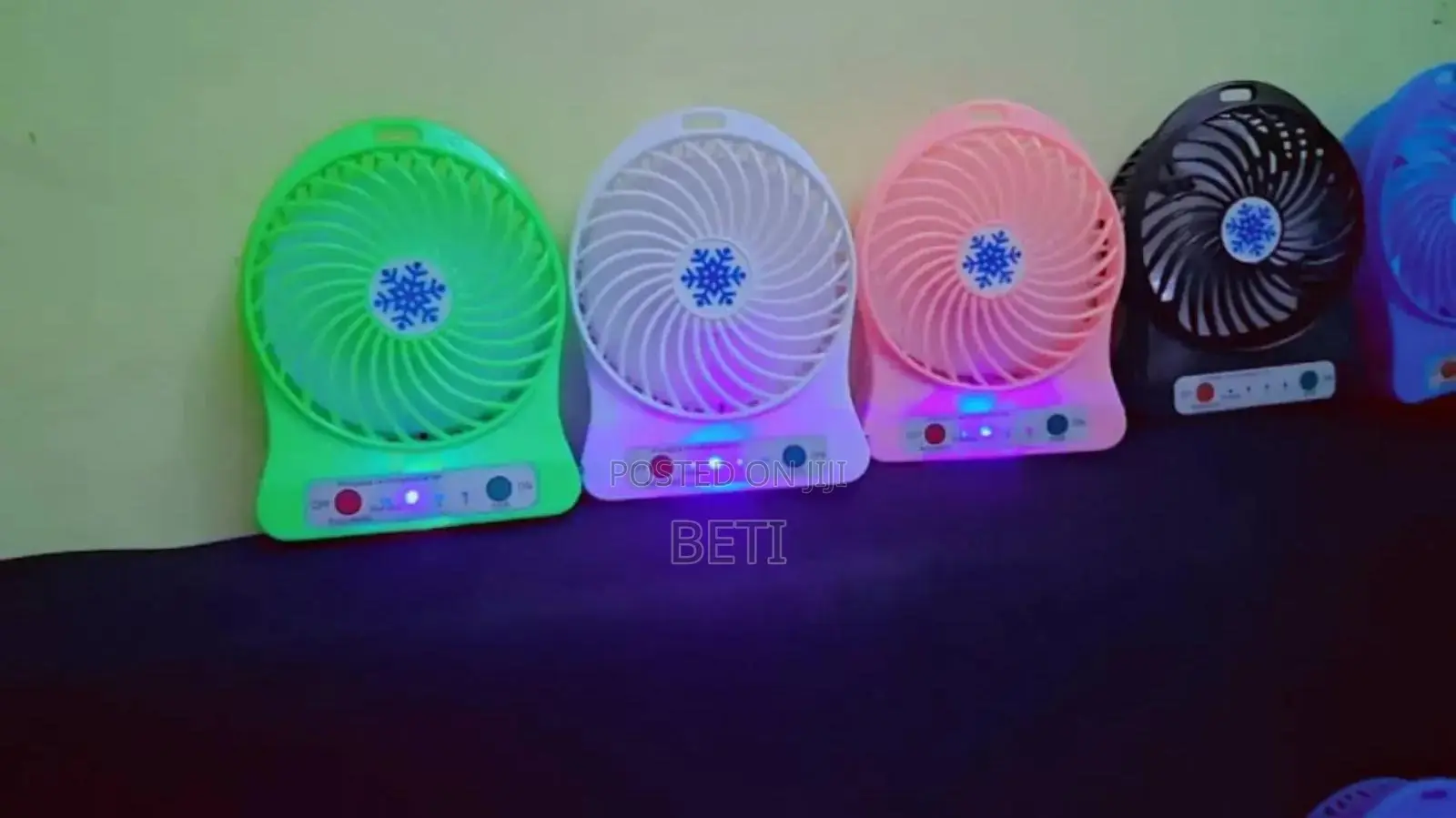 Rechargeable Mini Fan