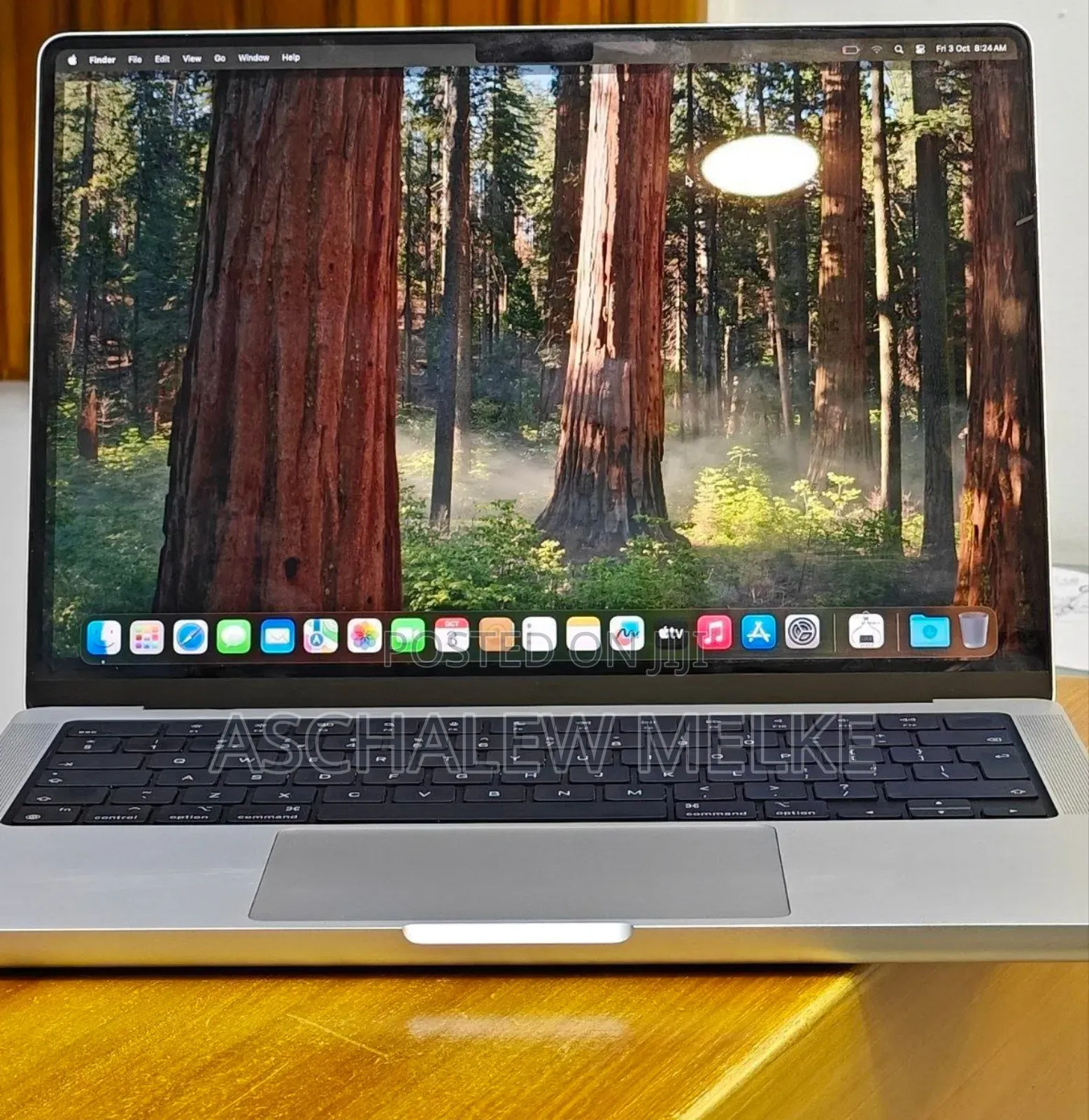 New Laptop Apple MacBook Pro 2021 M1 32GB Apple M1 Pro SSD 1T