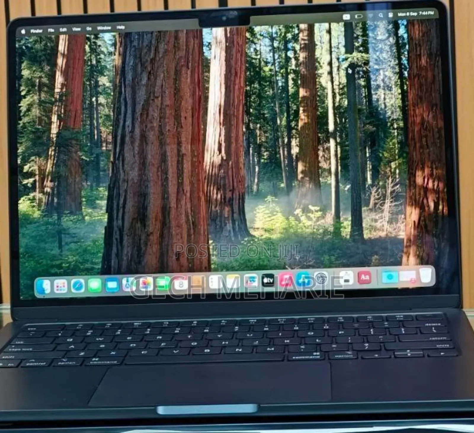 New Laptop Apple MacBook Pro 2023 M3 14-Inch 8GB Apple M3 SSD 256GB