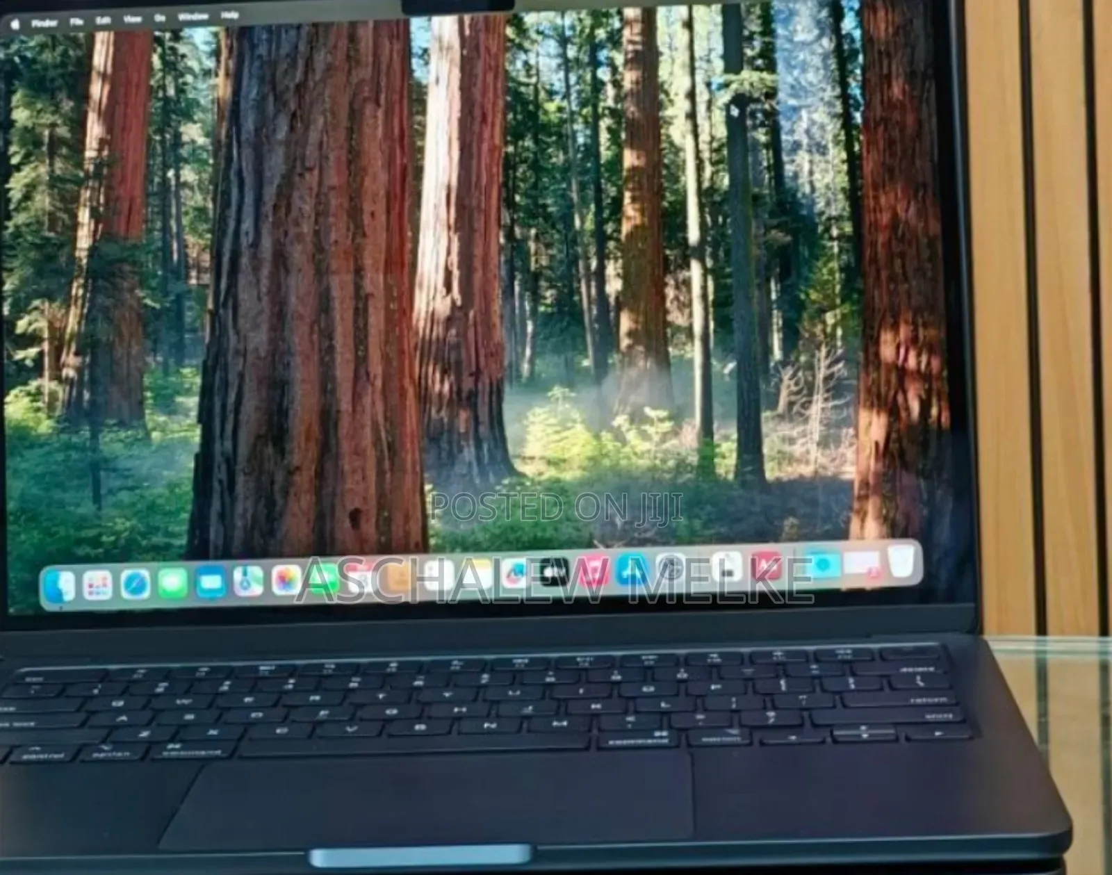 New Laptop Apple MacBook Air 2024 M3 13-Inch 8GB Apple M3 SSD 256GB