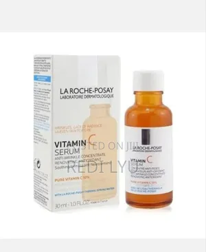 Photo - Retinol and Vit C