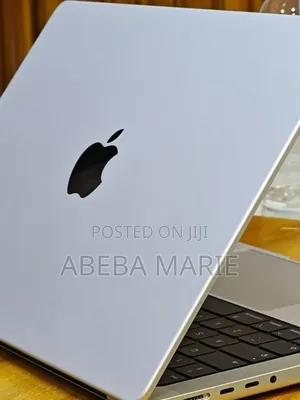 New Laptop Apple MacBook Pro M1 32GB Apple M1 Pro SSD 1T